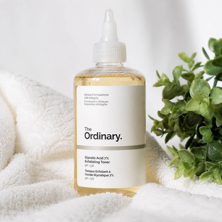تونر لایه بردار گلیکولیک اسید 7% Ordinary